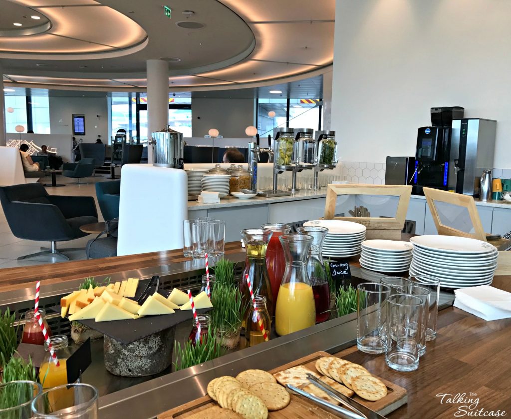 Dublin Airport Lounge Review 51st&Green Lounge The Talking Suitcase