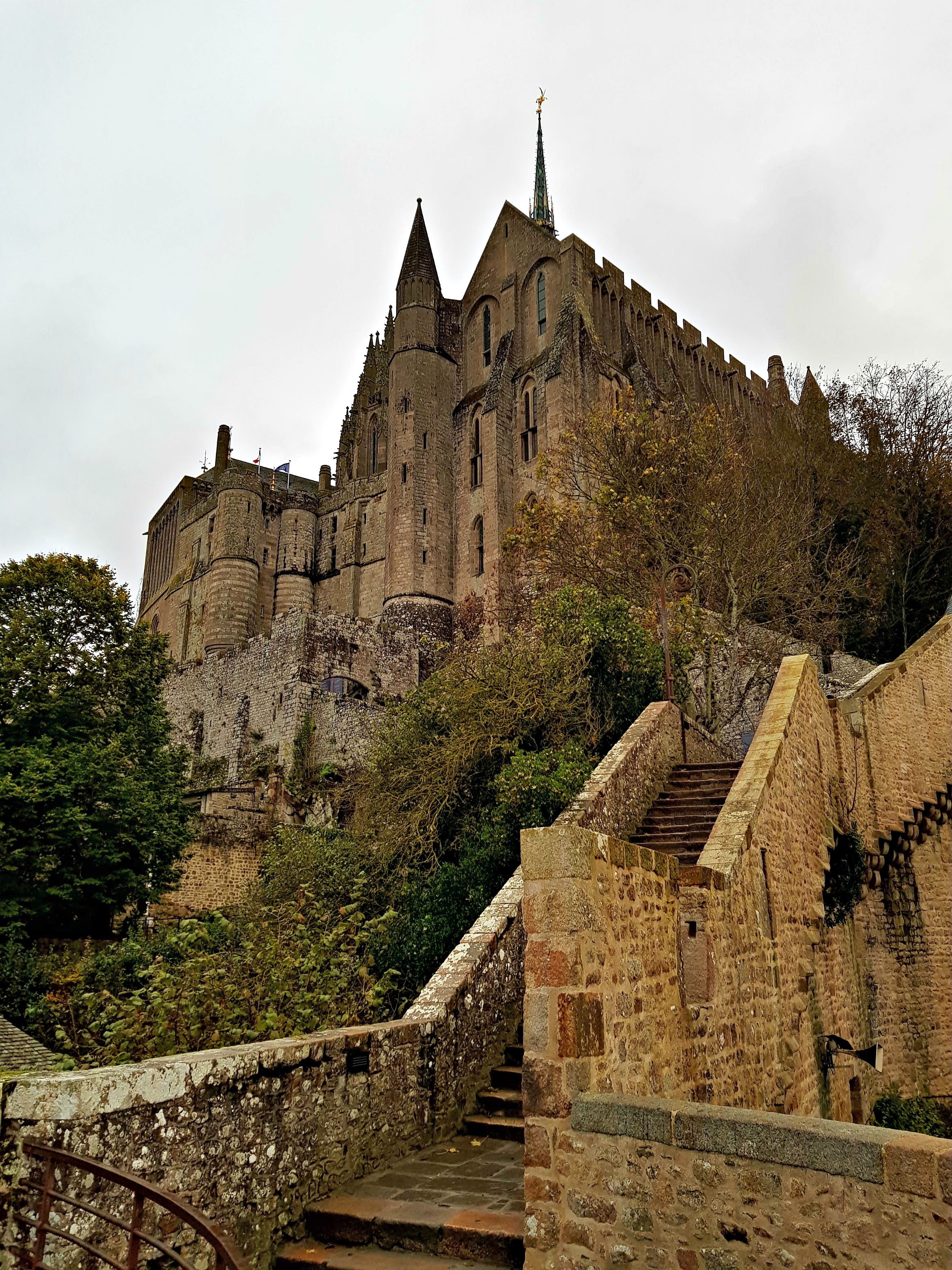 mont saint michel travel tips